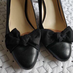 Nine West heels with bow